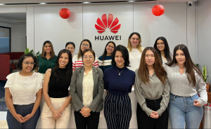 Huawei promotes the development of women in ICT in El Salvador
