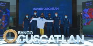 Banco CUSCATLAN apoya con US$150 mil a las 8 selecciones de fútbol de El Salvador