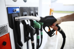 Combustibles podrían disminuir US$0.10 para la próxima semana