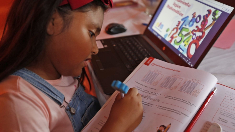 BCIE aprueba a la República de El Salvador US$214.7 millones para reducir brecha digital en centros escolares