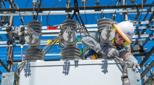 AES EEO realiza inversión para la modernización y expansión de la red eléctrica