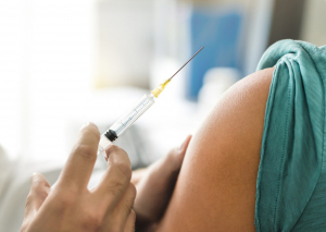 La importancia de vacunar a las niñas contra el VPH