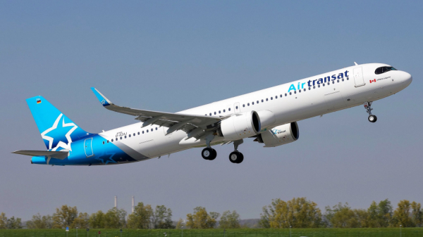 Canadian airline Air Transat is interested in establishing bases on salvadoran land