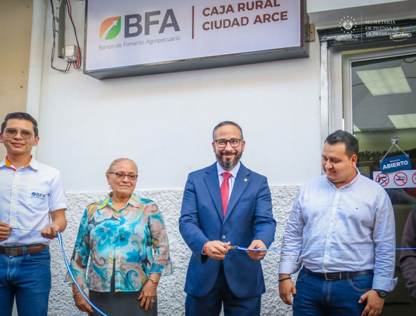 BFA inaugura Caja Rural en el municipio de Ciudad Arce, La Libertad