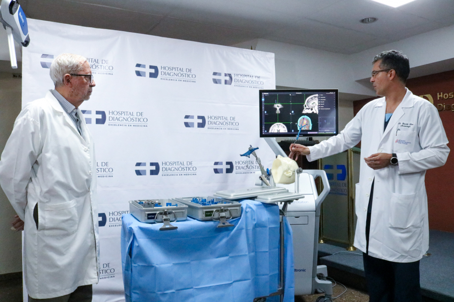 El Hospital de Diagnóstico innovando con tecnología de navegación quirúrgica para procedimientos de neurocirugía cerebral