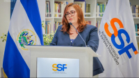 Government of El Salvador makes available a library on financial topics