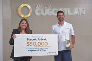 Banco CUSCATLAN premia con $50,000 a Marcelo Arévalo
