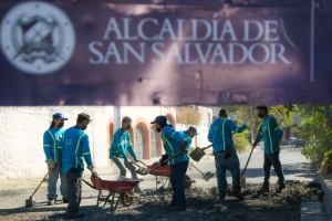 Asciende a US$16 millones la inversión de la Alcaldía de San Salvador y la DOM para la reparación de la red vial municipal