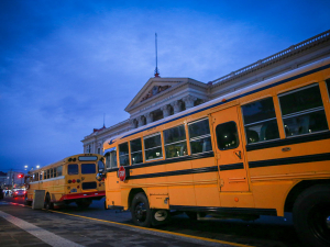 Buses Alegres continúan con sus rutas turísticas en 2024