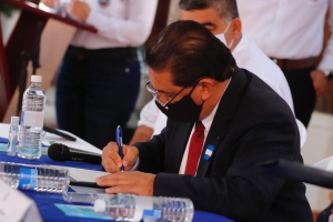 PROESA firma acta de convenio económico para la región Trifinio El Salvador