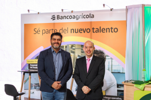 Banco Agrícola participates in ESEN Job Fair in support of youth and employability