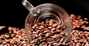 Precios del café Arábica suben por factores fundamentales y de divisas