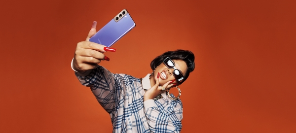 Capture las mejores selfies con la inteligencia artificial de tu Samsung Galaxy S21