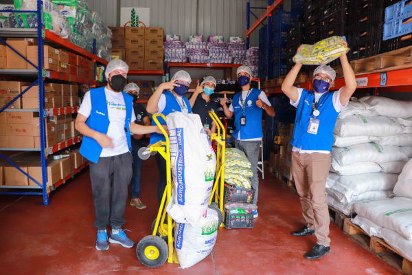 Walmart realiza voluntariado en el Banco de Alimentos de El Salvador
