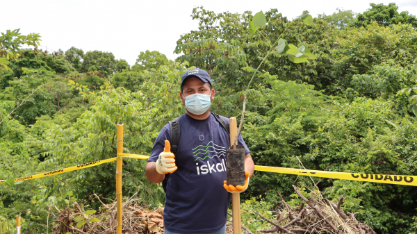 La Constancia conmemora el Día Mundial del Medioambiente reforestando el corazón verde de San Salvador