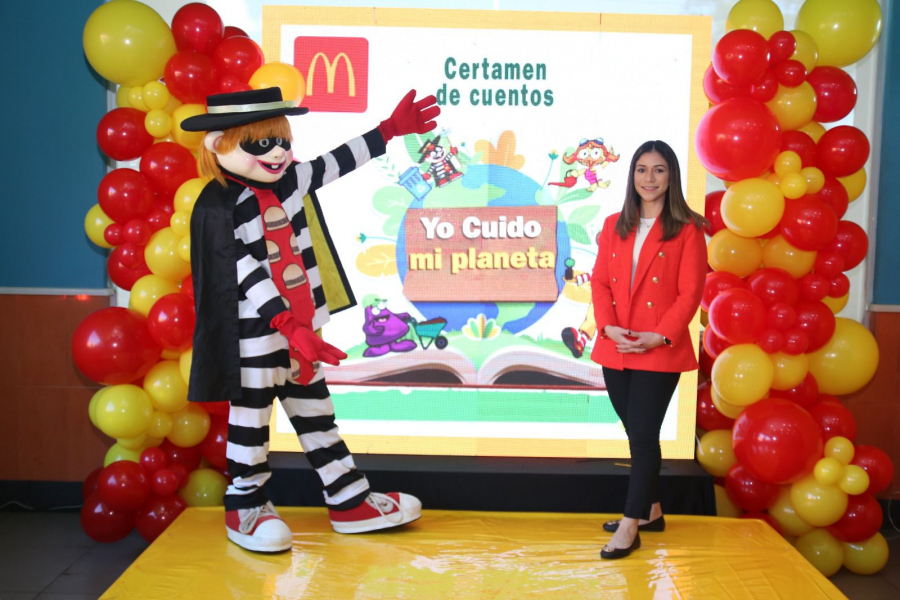 McDonald’s premia a ganadores de su Certamen de Cuentos “Yo cuido mi planeta”