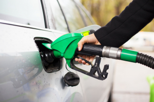 Combustibles podrían aumentar sus precios a partir del próximo martes