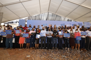 FUNDACIÓN GLORIA DE KRIETE entrega premio ayudando a quienes ayudan 2021