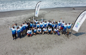 Voluntarios de AES contribuyen con la preservación de los ecosistemas marinos