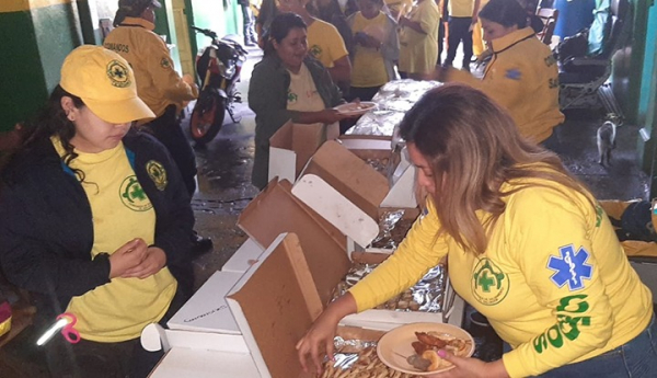ANEP brinda alimentos para voluntarios de Comandos de Salvamento