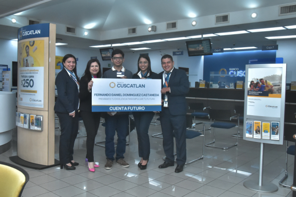 Banco CUSCATLAN contributes to the education of olympic math medalist