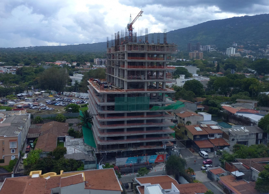 Torre HUMANA advances 80% in its main structure
