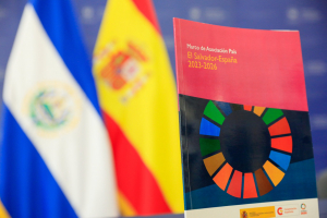 El Salvador y España firman instrumento de cooperación por US$117 millones