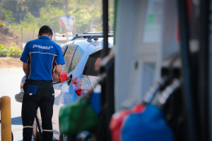 Inspectors locate gas stations without fuel price updates