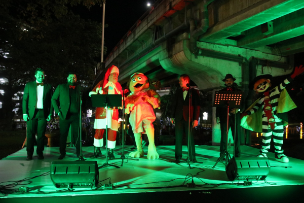 McDonald´s inaugura la temporada navideña con luz, música y alegría para todos los salvadoreños