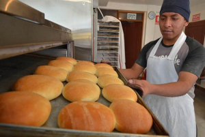 Mesa de Panificadores afirman que se espera un incremento de precios en pan francés