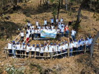 Walmart realizó jornada de voluntariado para reforestar la Cuenca del Lago de Coatepeque