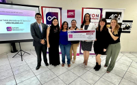 Avon entrega donativo para el desarrollo de acciones que buscan poner fin a la violencia de género