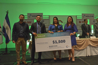 Holcim El Salvador premió a estudiantes ganadores en Concurso a la Construcción Sostenible de CASALCO
