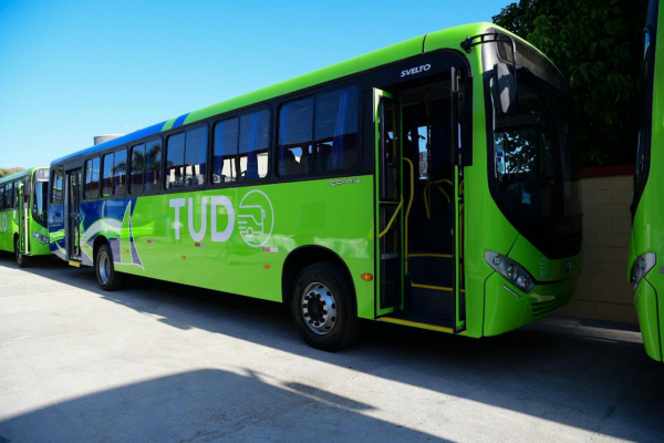 TUDO invierte US$2 millones en nueva flota de autobuses en el oriente del país