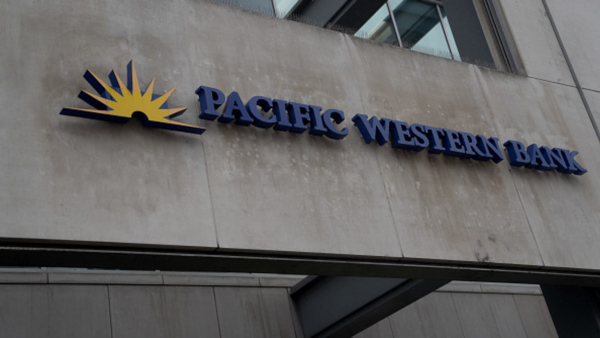 Crisis bancaria: Acciones de PacWest y otros bancos regionales de EU &quot;se hunden&quot;