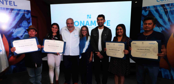 CONAMYPE awards US$2,500 to first place winner of the 2022 National Handicrafts Award